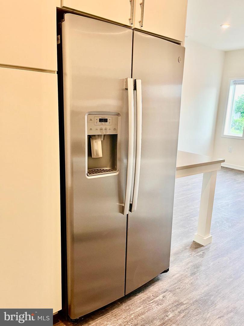 2077 Ridge Ave #1207