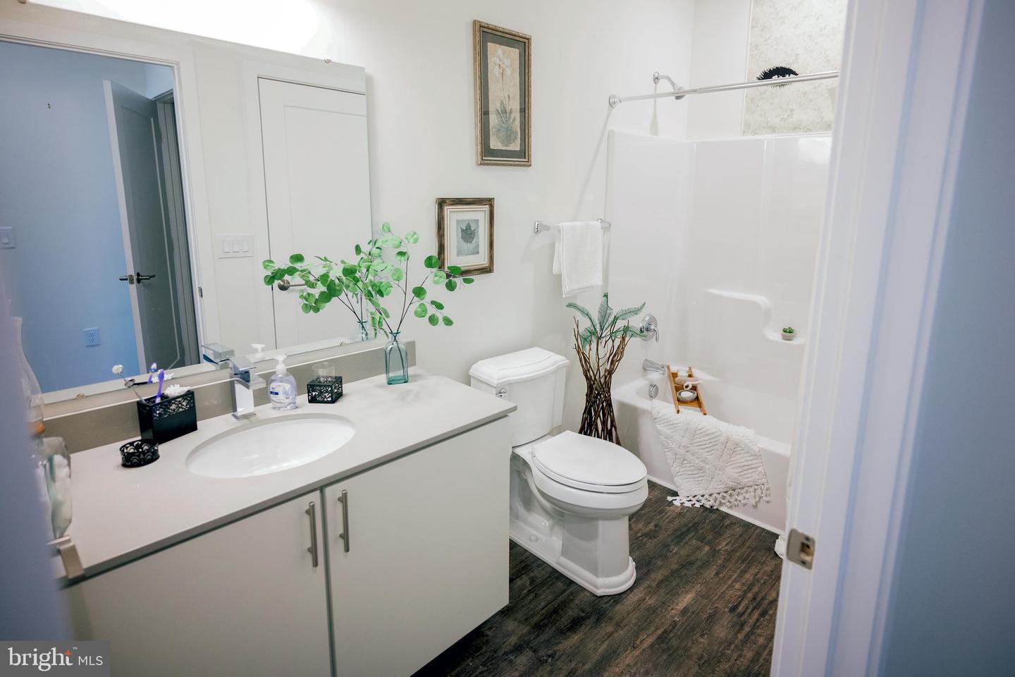 2077 Ridge Ave #1410