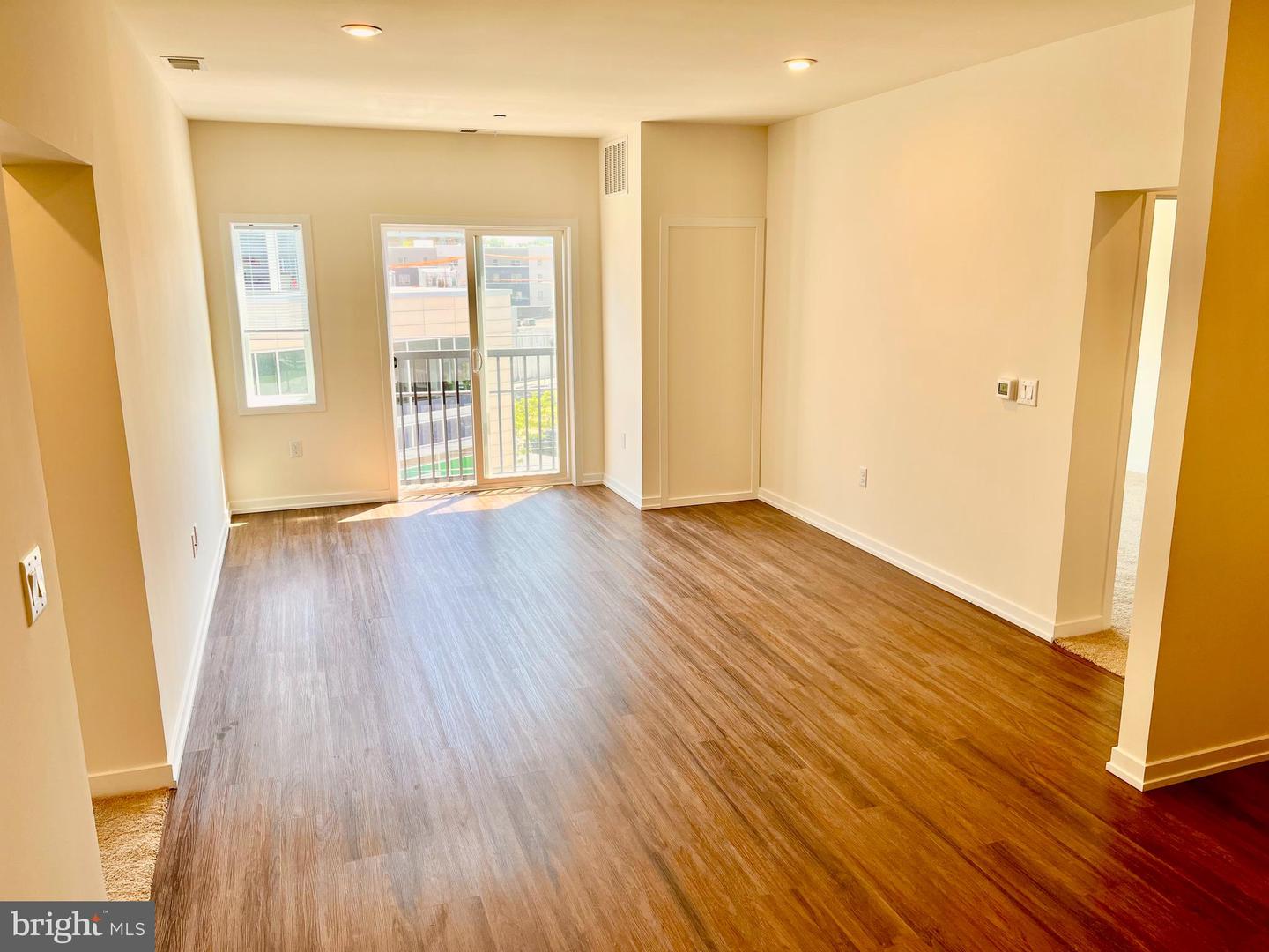 2077 Ridge Ave #2207