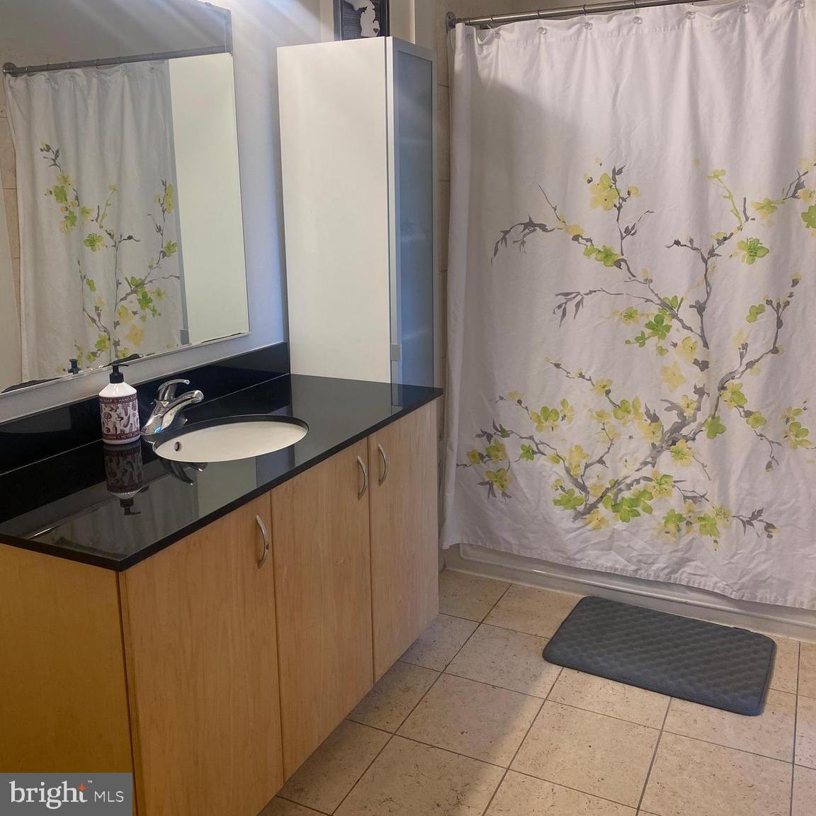 901 N Penn St #P1905