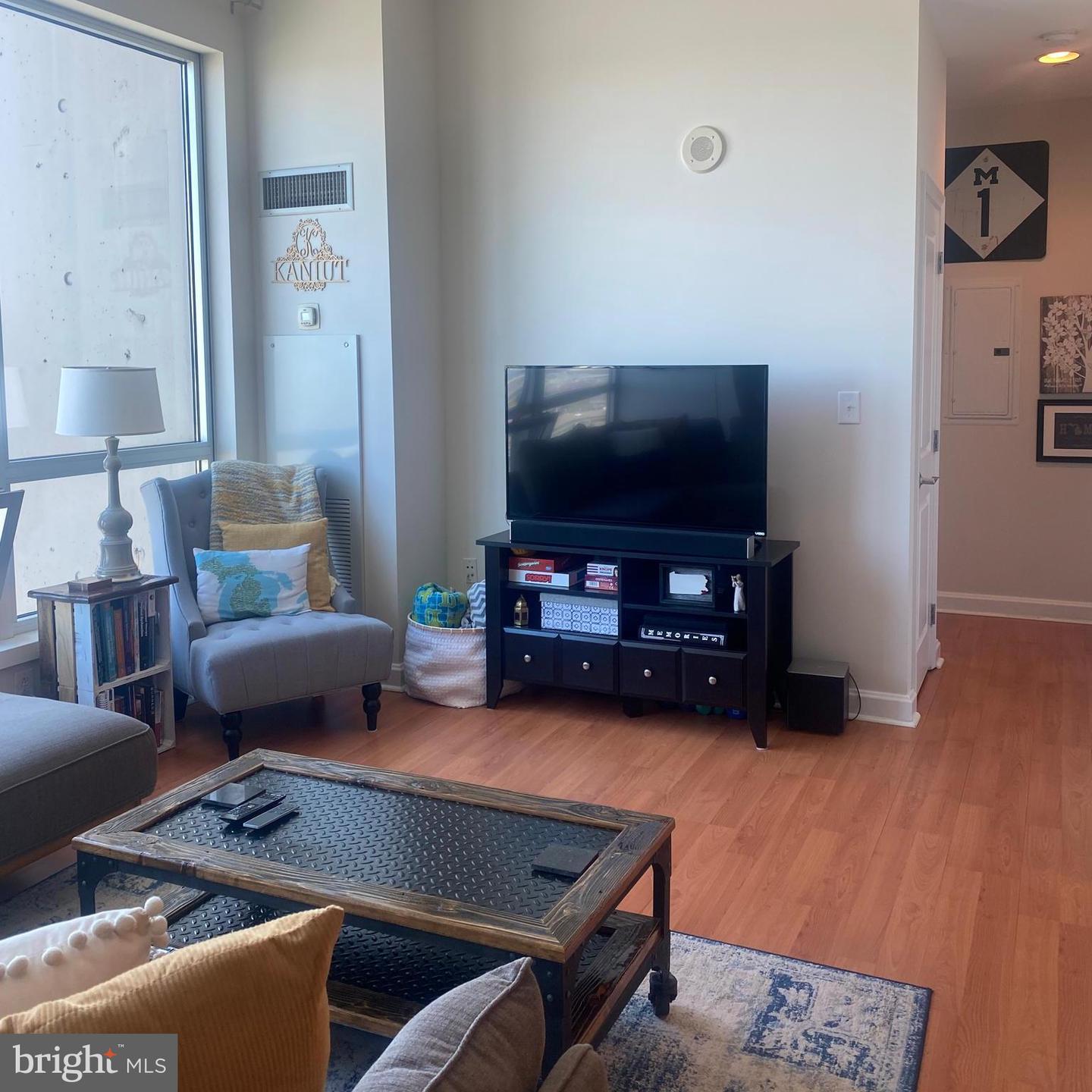 901 N Penn St #P1905