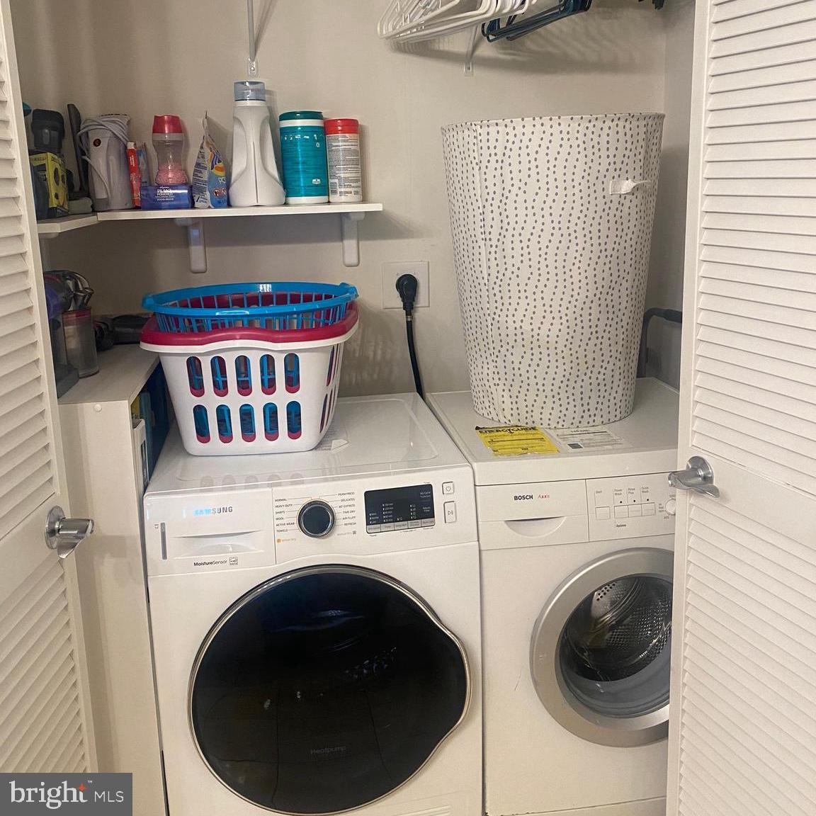 901 N Penn St #P1905