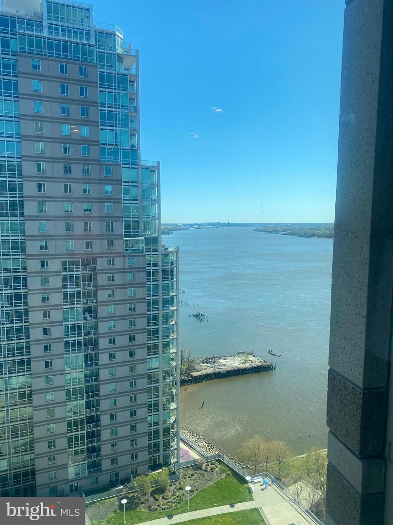 901 N Penn St #P1905