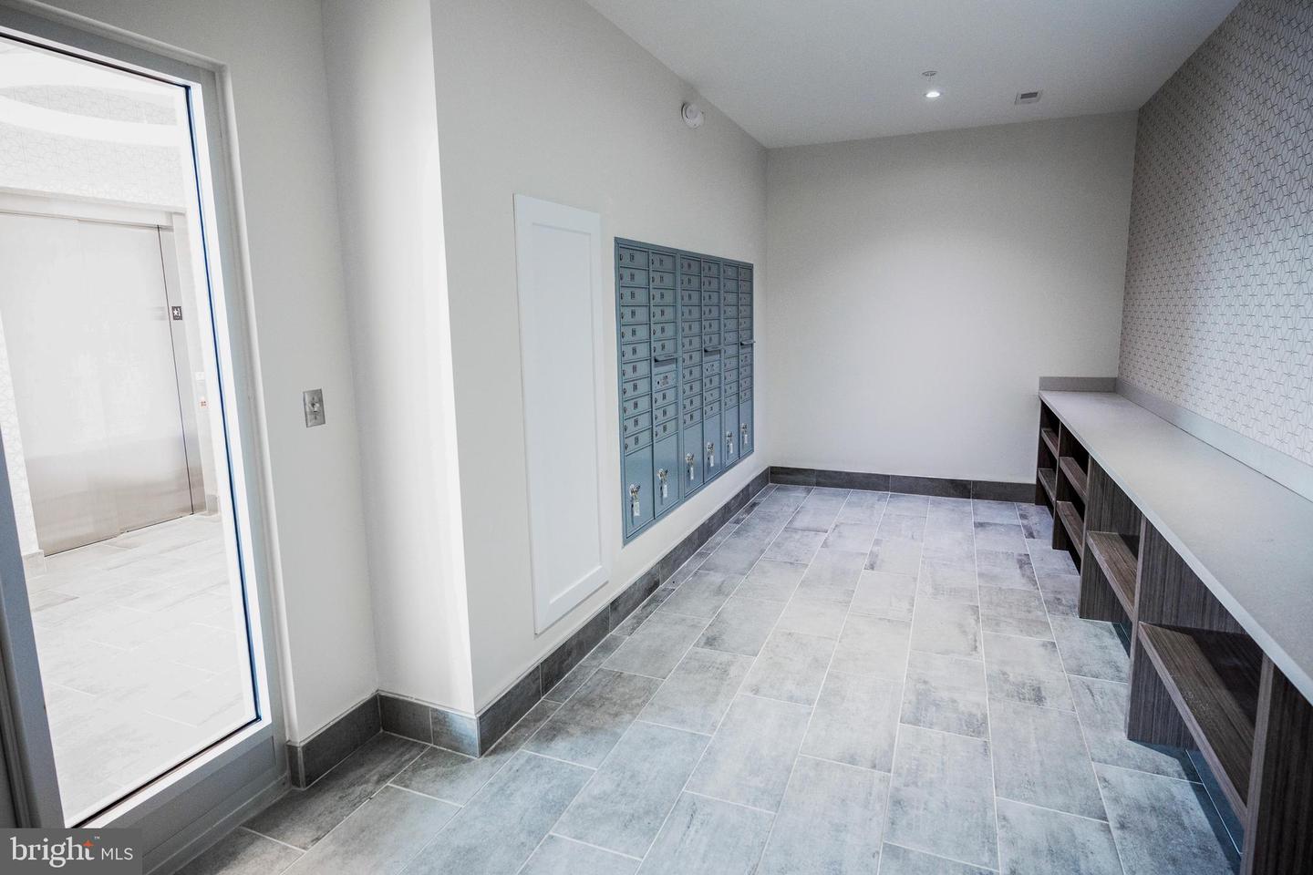 2077 Ridge Ave #1409