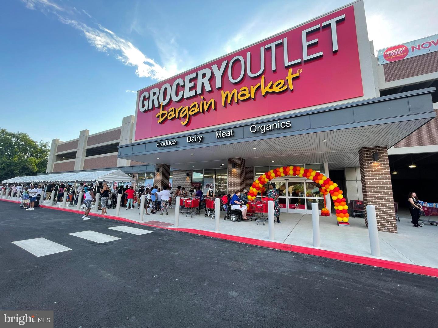 2077 Ridge Ave #2301