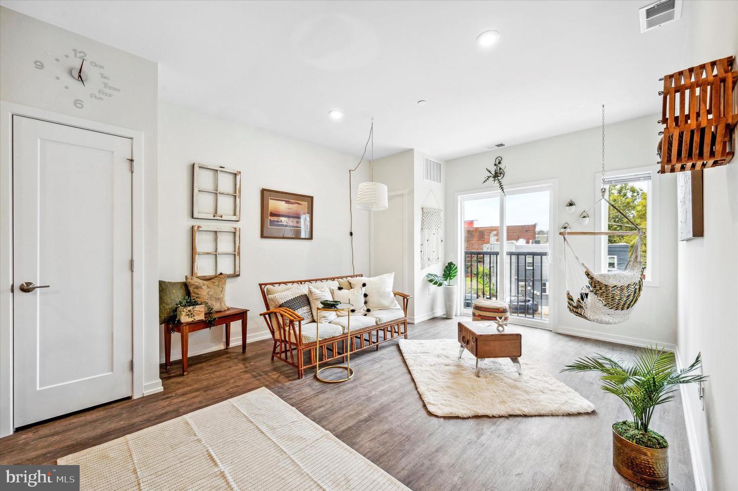 2077 Ridge Ave #2301