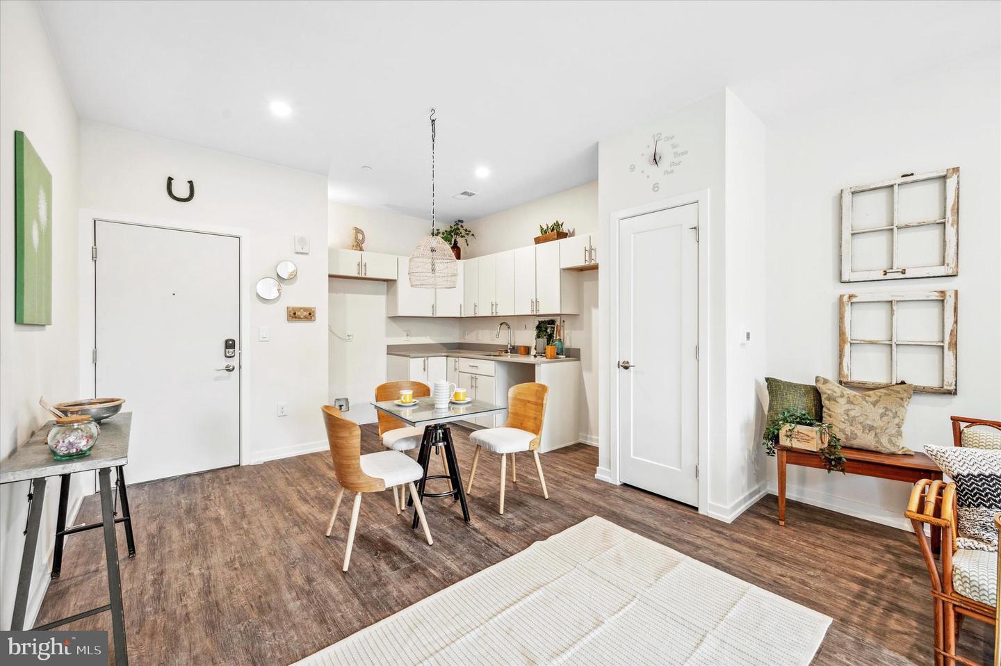 2077 Ridge Ave #1403