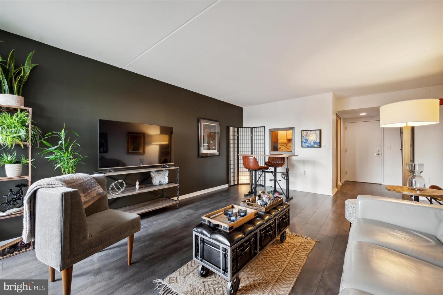 200-10 Lombard St #741