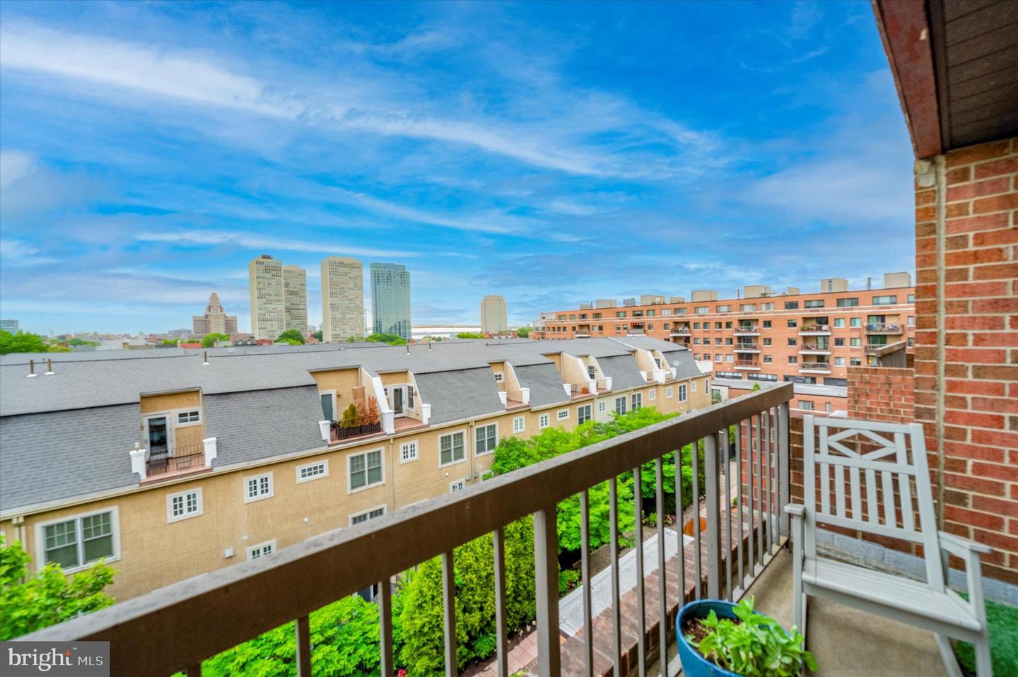 200-10 Lombard St #741