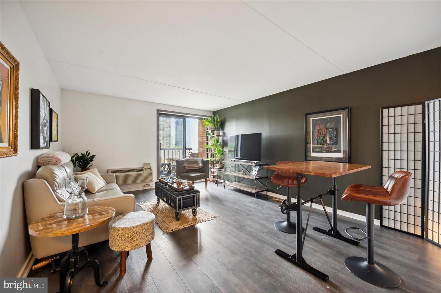 200-10 Lombard St #741