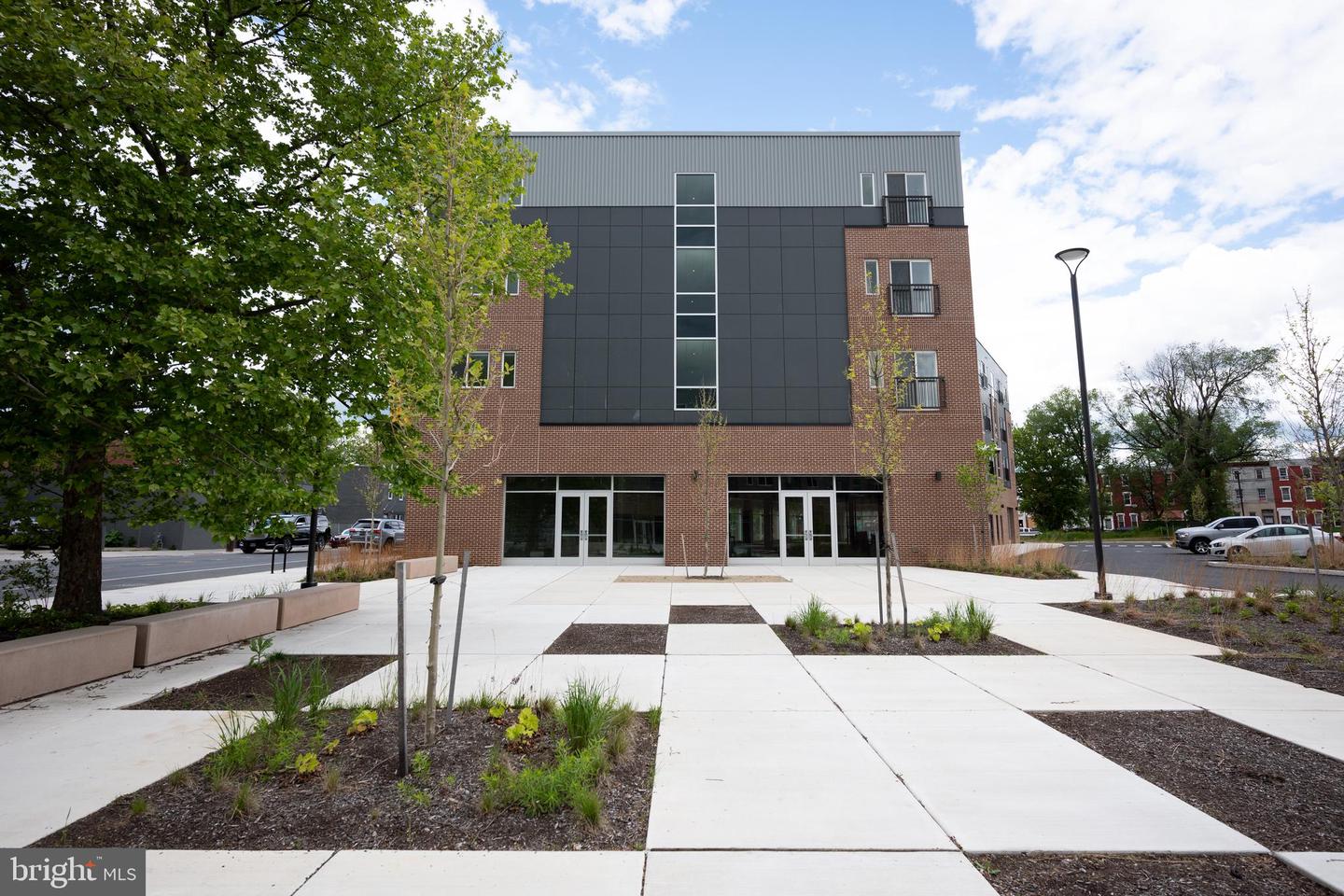 2077 Ridge Ave #1402