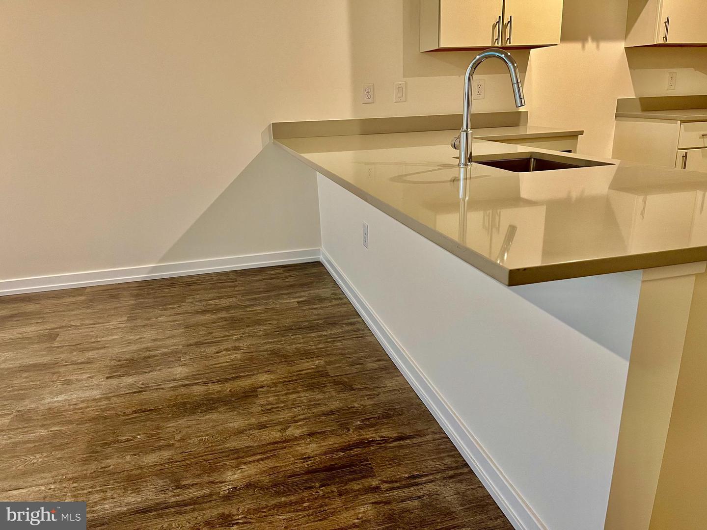 2077 Ridge Ave #2304