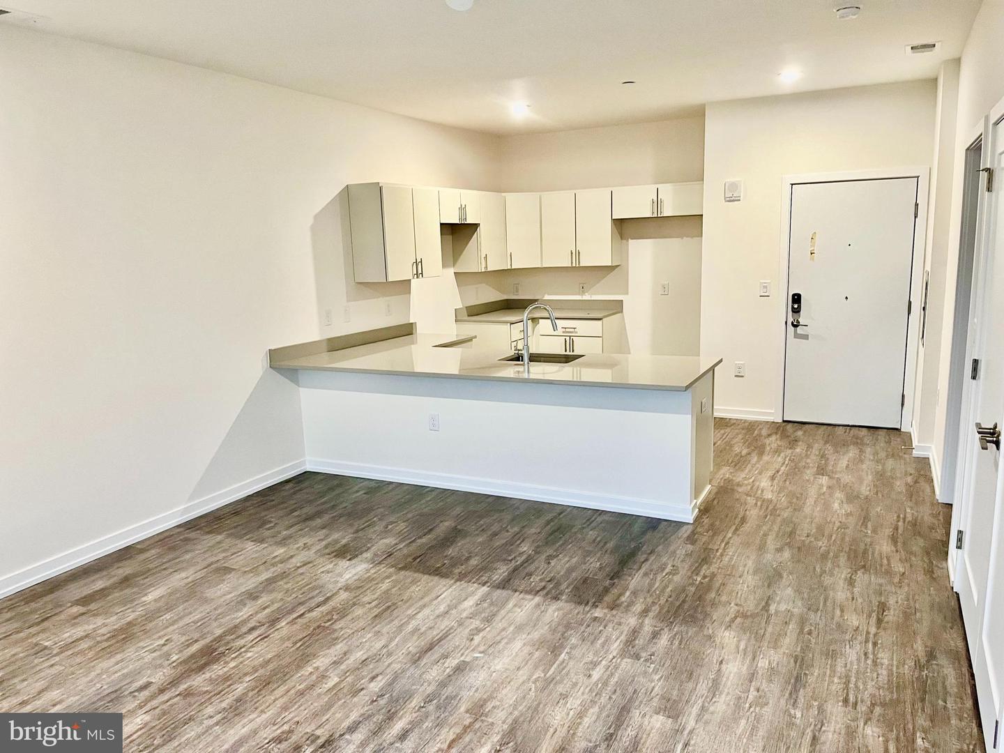 2077 Ridge Ave #2304