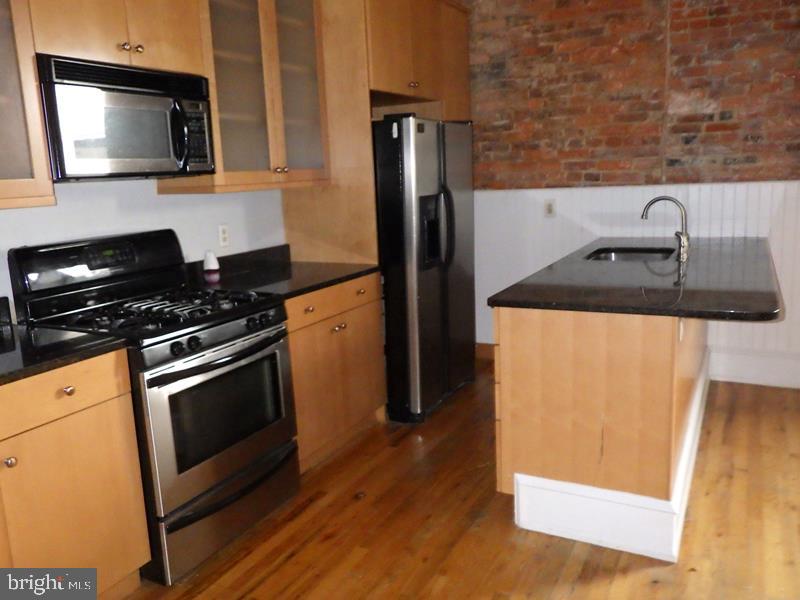 219 Krams Ave #C2