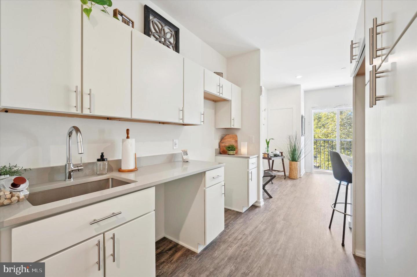 2077 Ridge Ave #1204