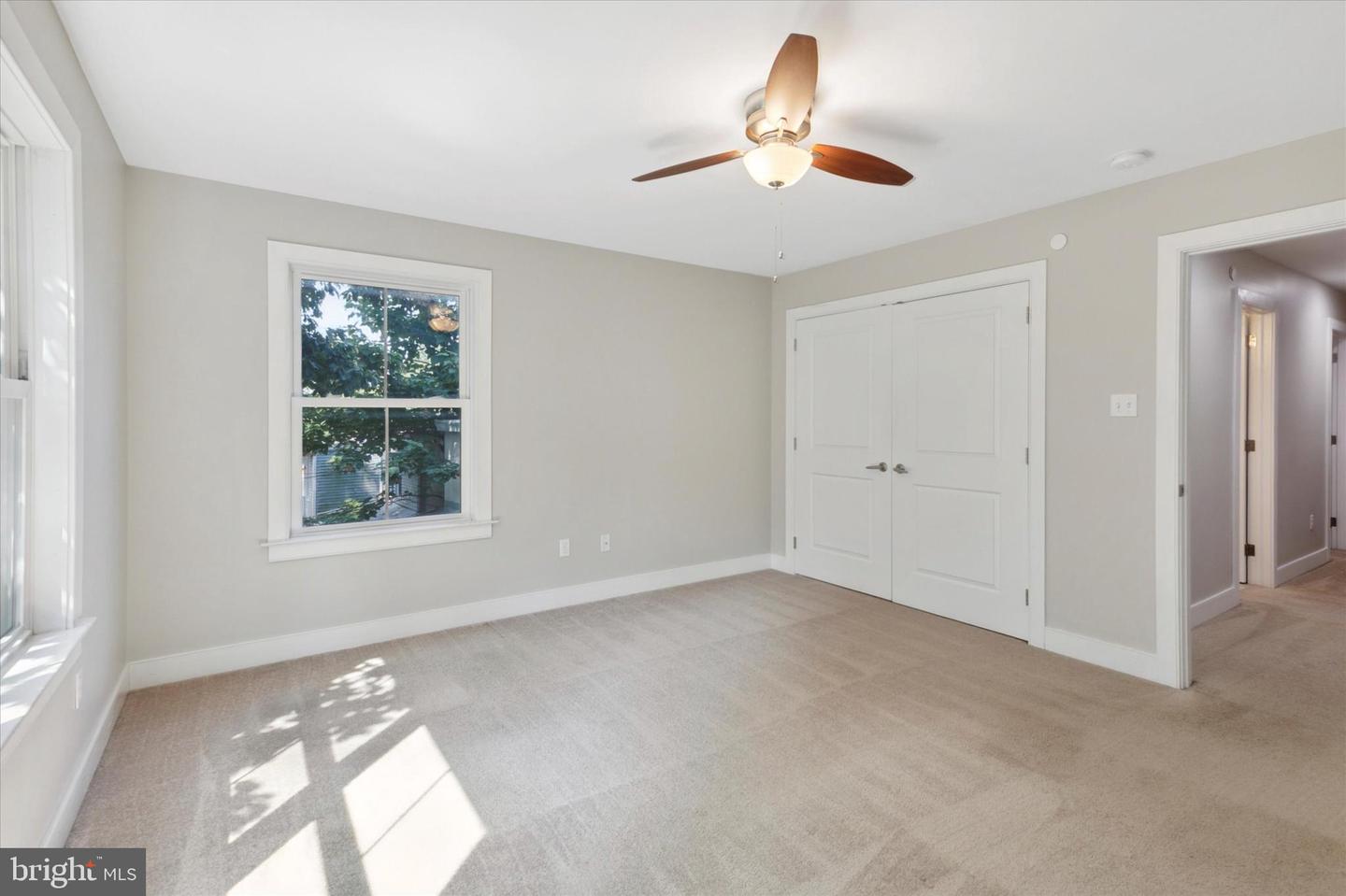 345 Leverington Ave