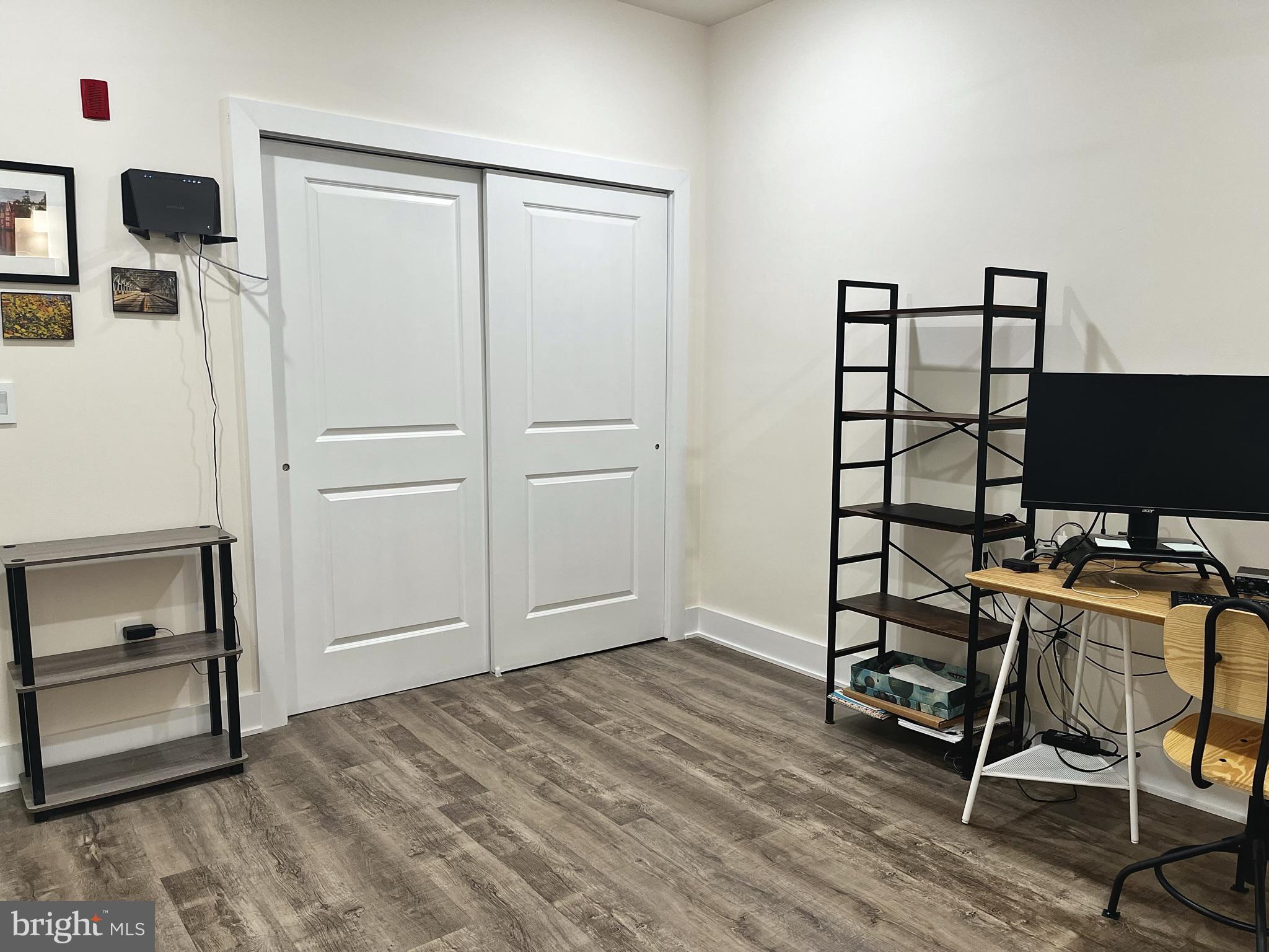 512 W Montgomery Ave #1