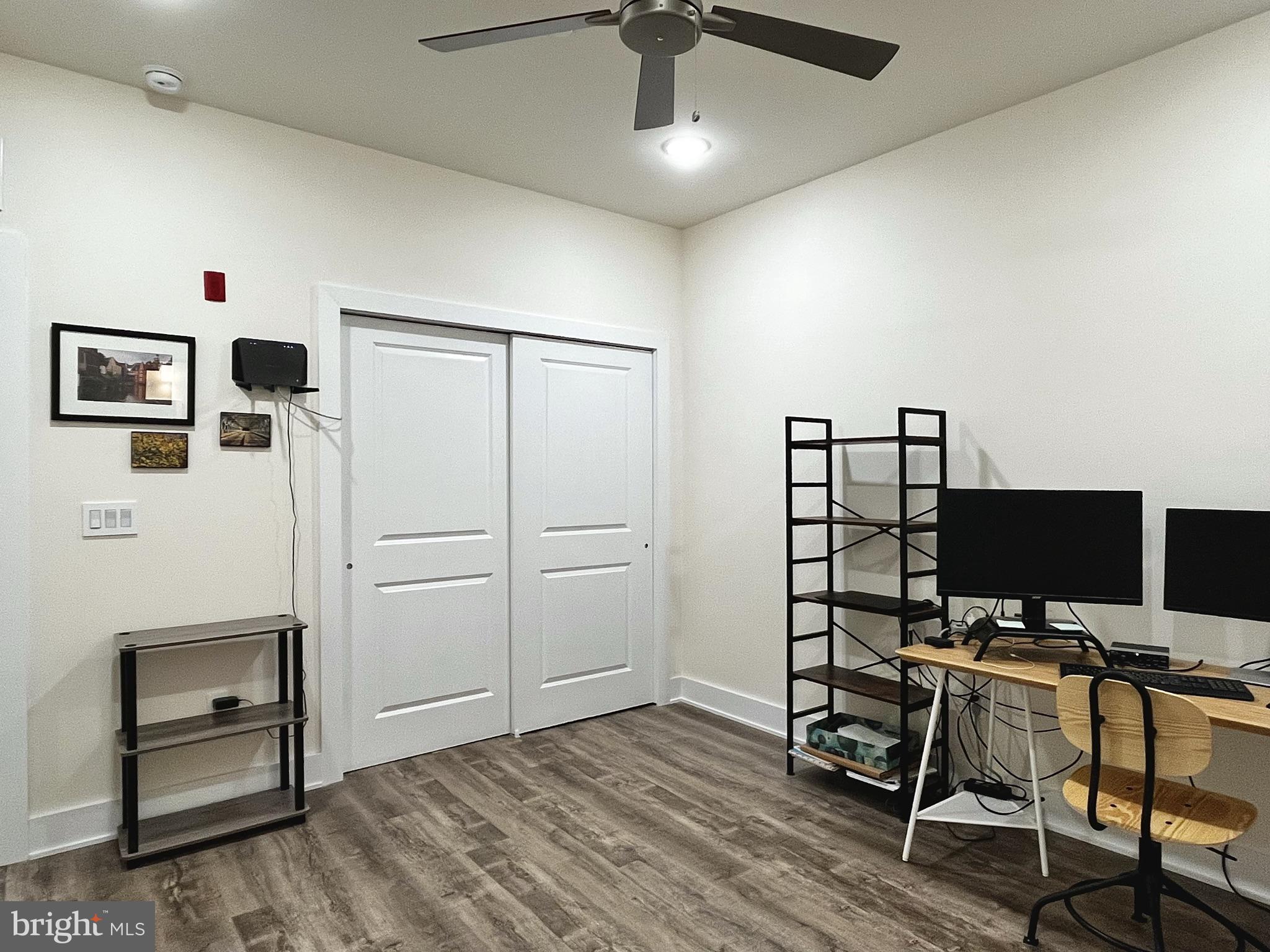 512 W Montgomery Ave #1