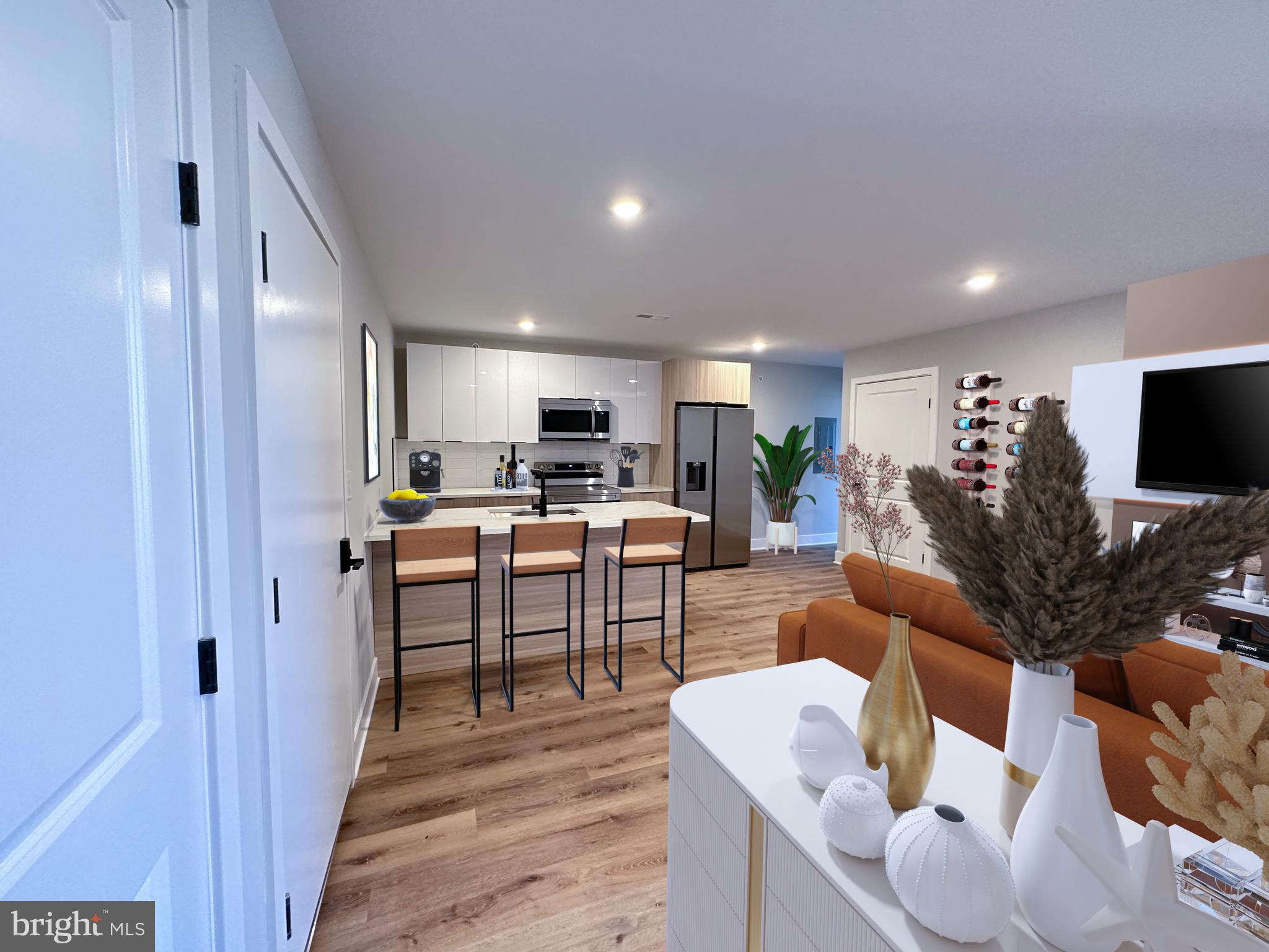 512 W Montgomery Ave #1