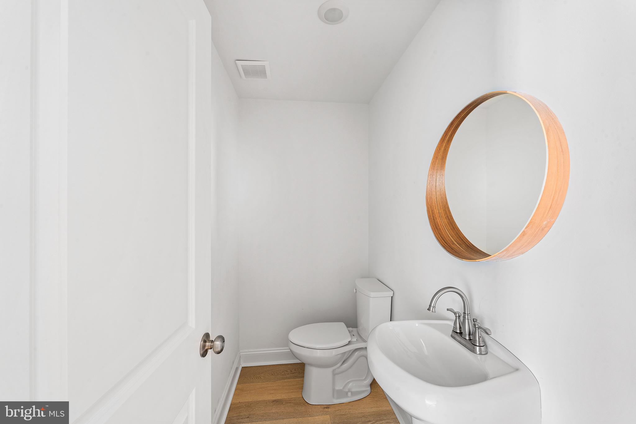 1316 N Franklin St #3