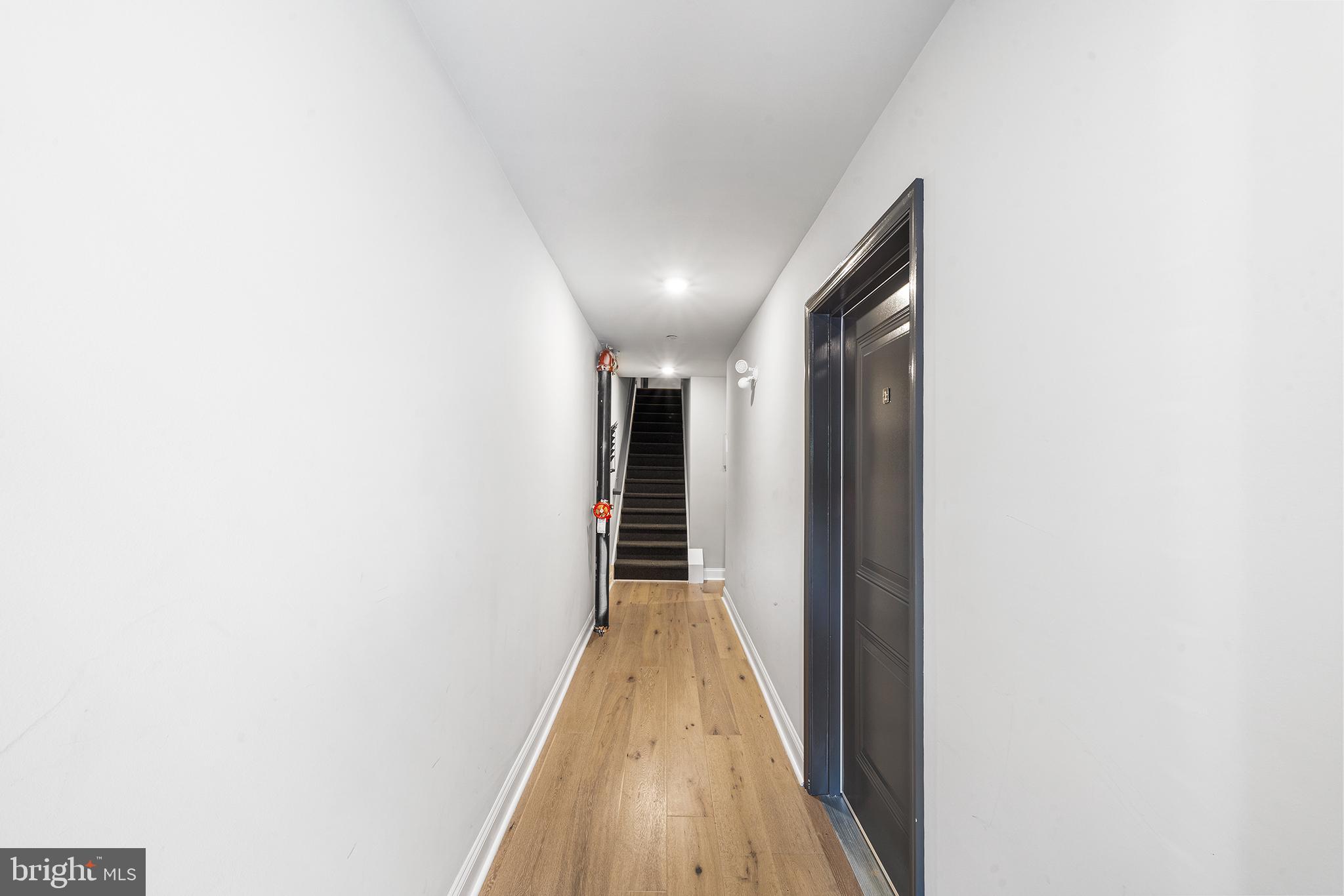 1316 N Franklin St #3