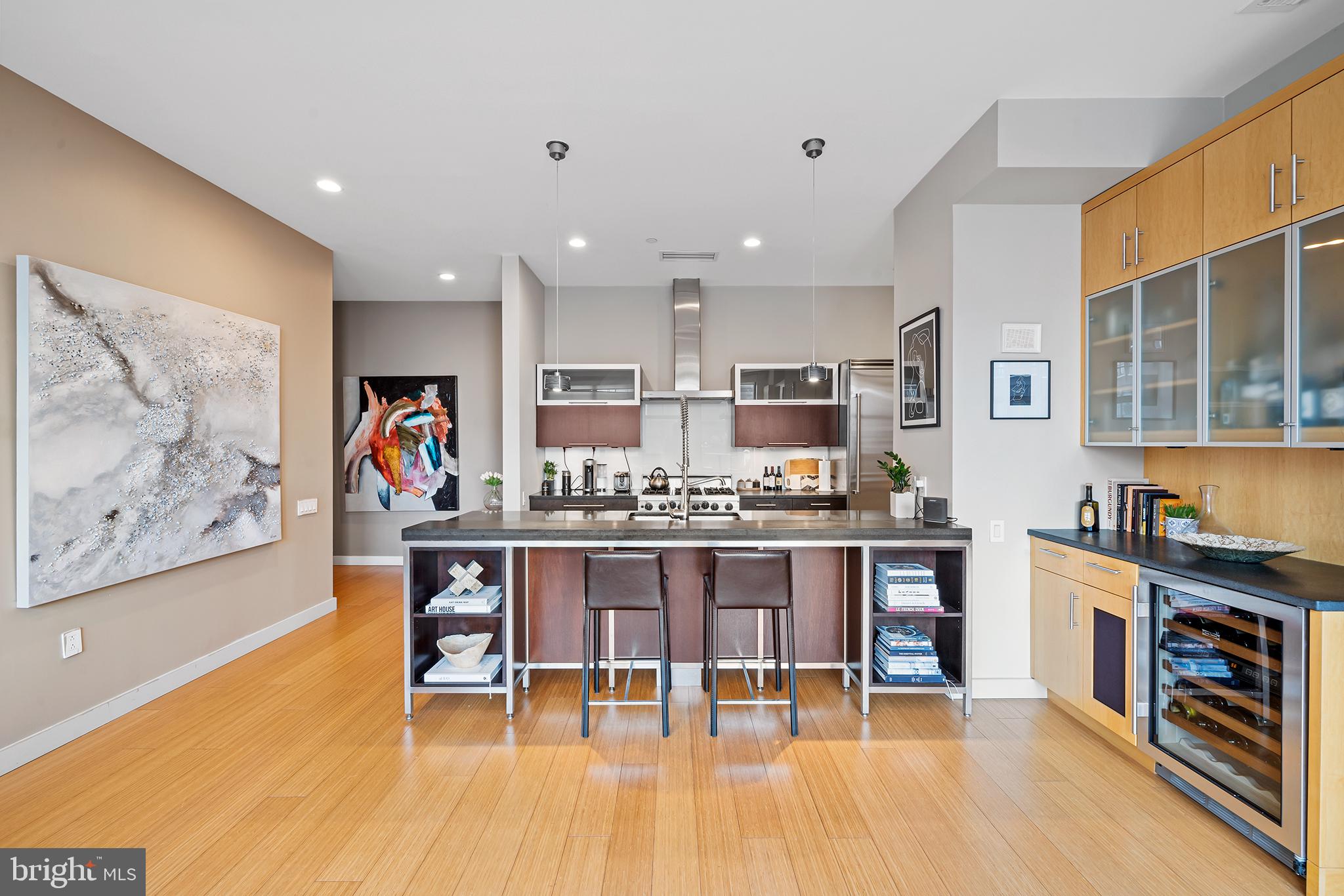 108 Arch St #502
