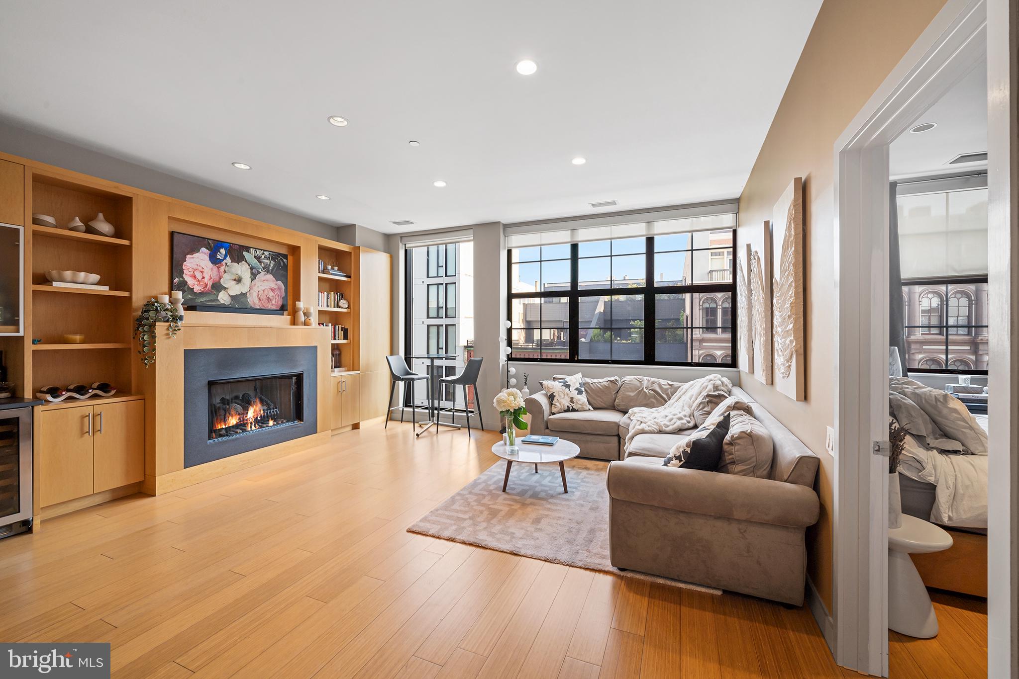 108 Arch St #502