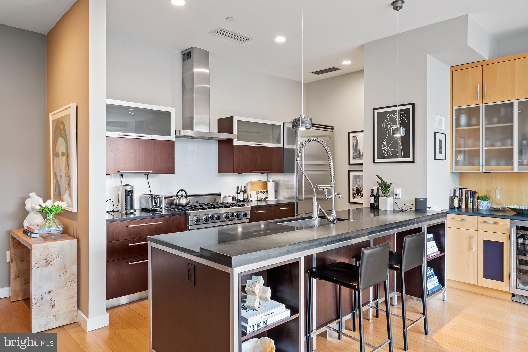 108 Arch St #502