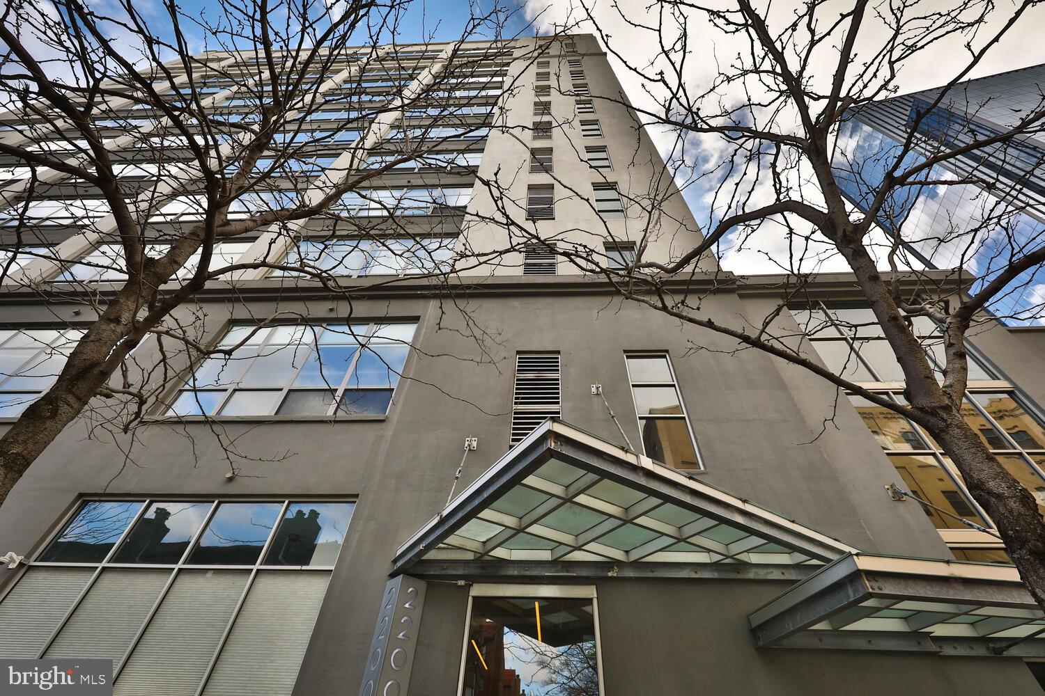 2200-28 Arch St #506+507