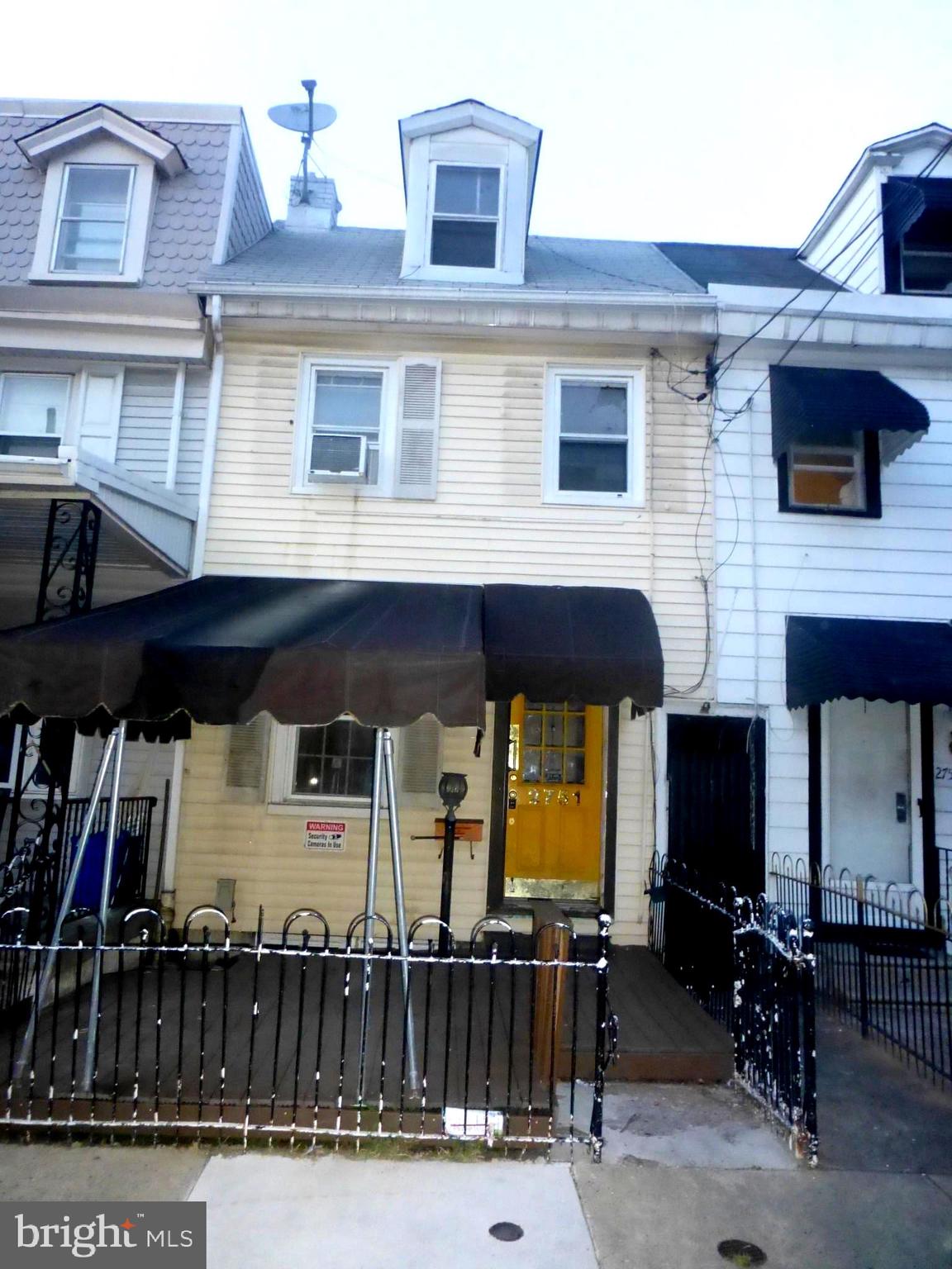2751 Pratt St