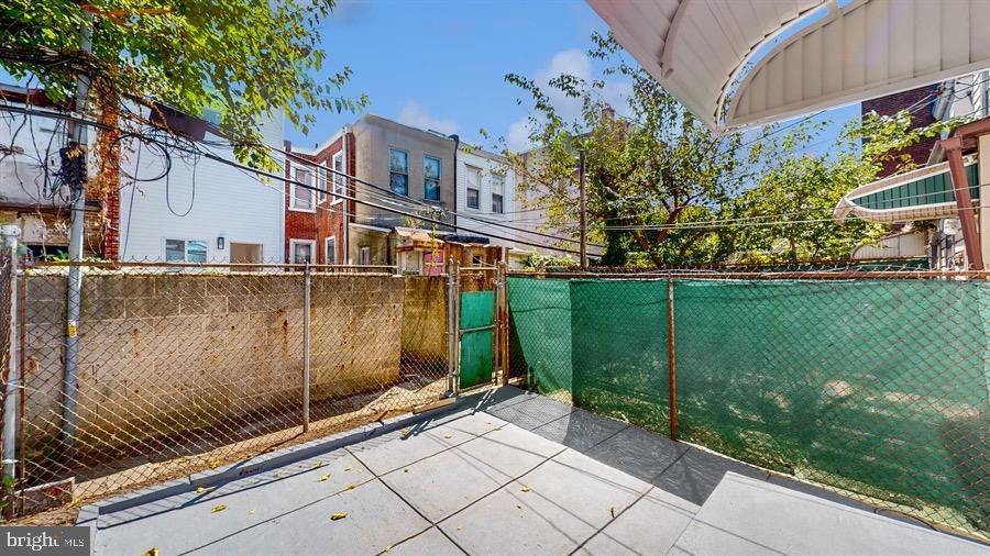 2909 N Park Ave