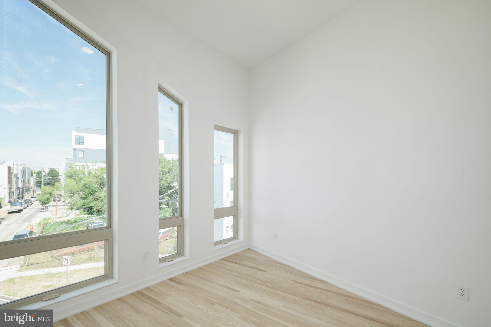 2331 Frankford Ave #2