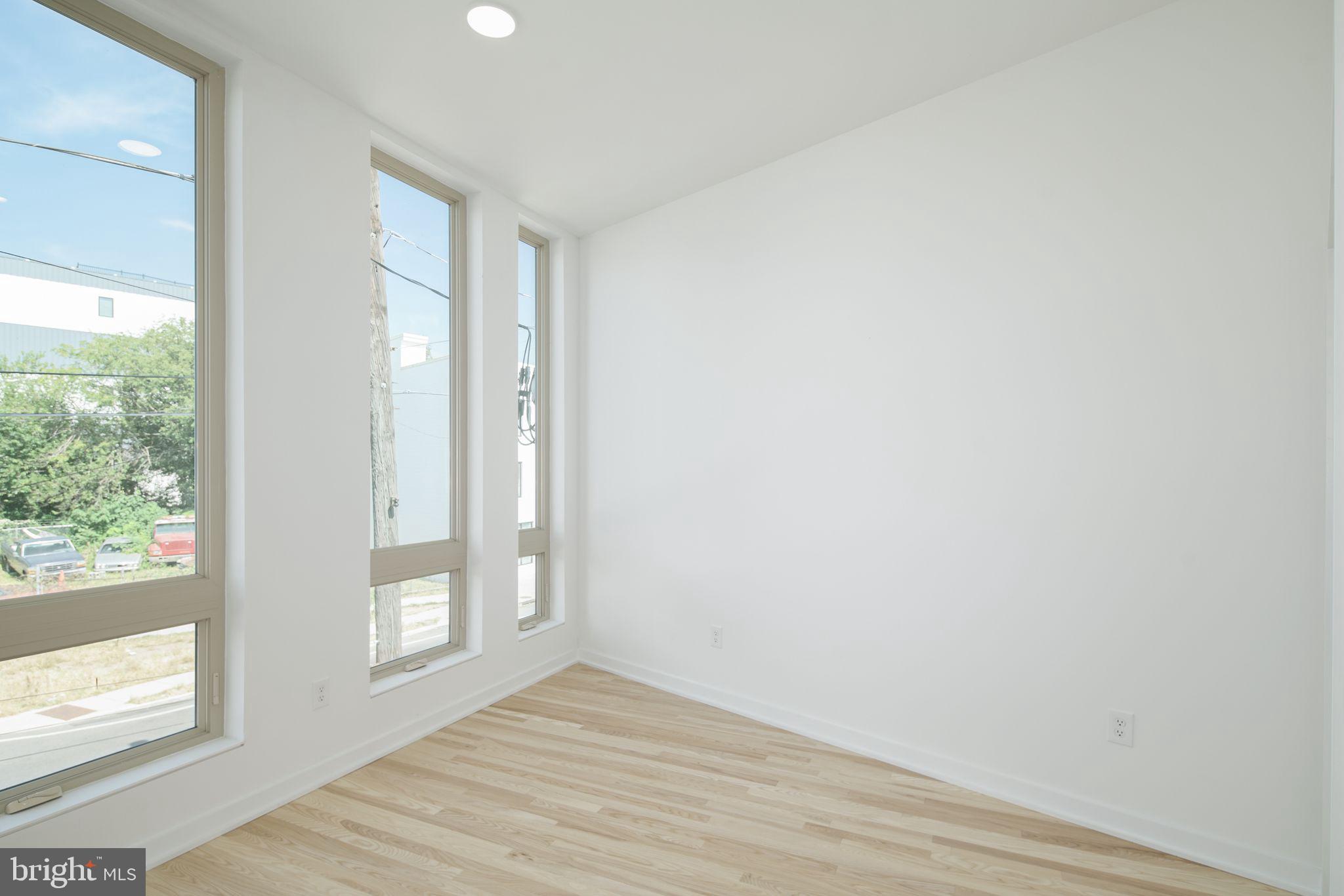 2331 Frankford Ave #2