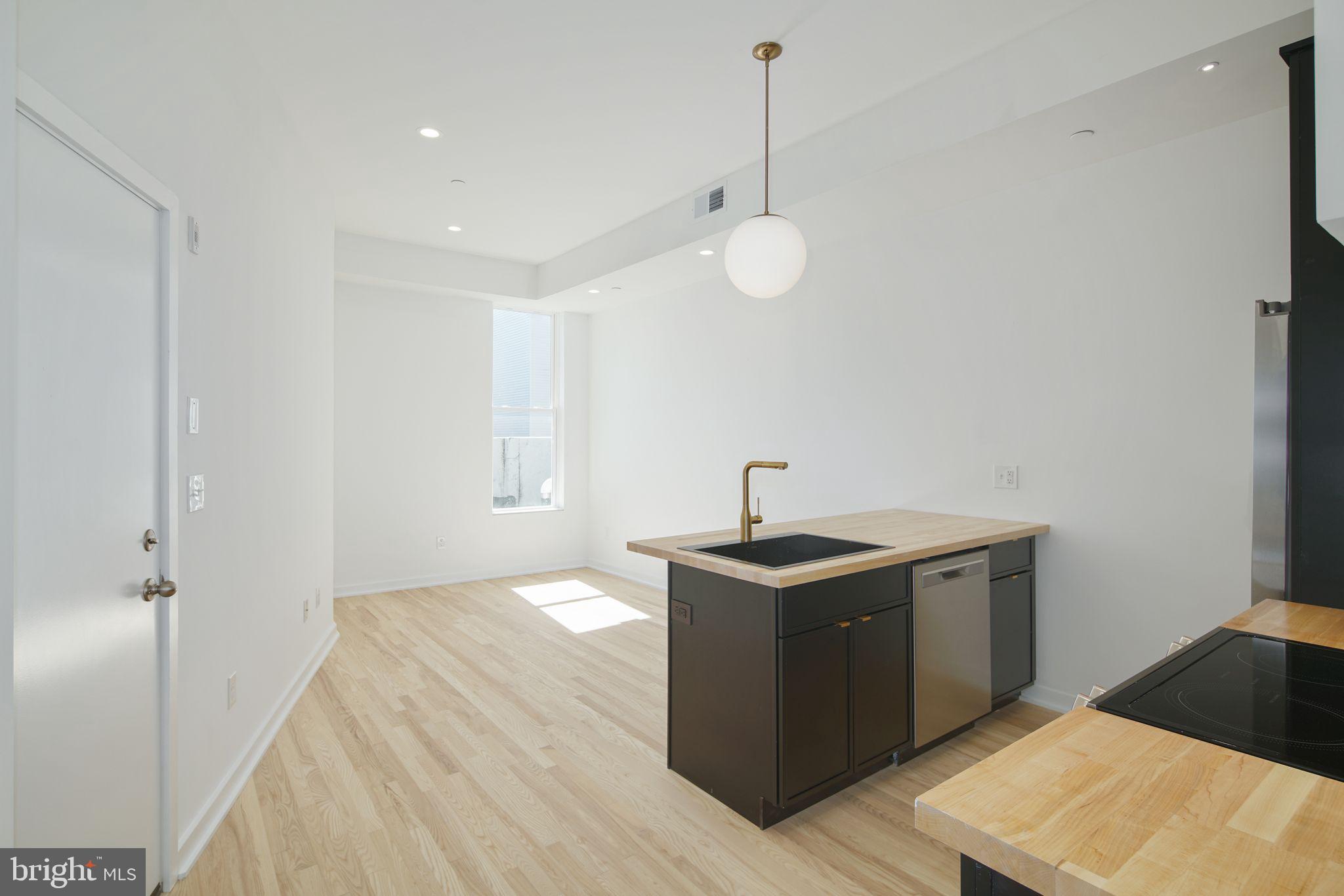 2331 Frankford Ave #3