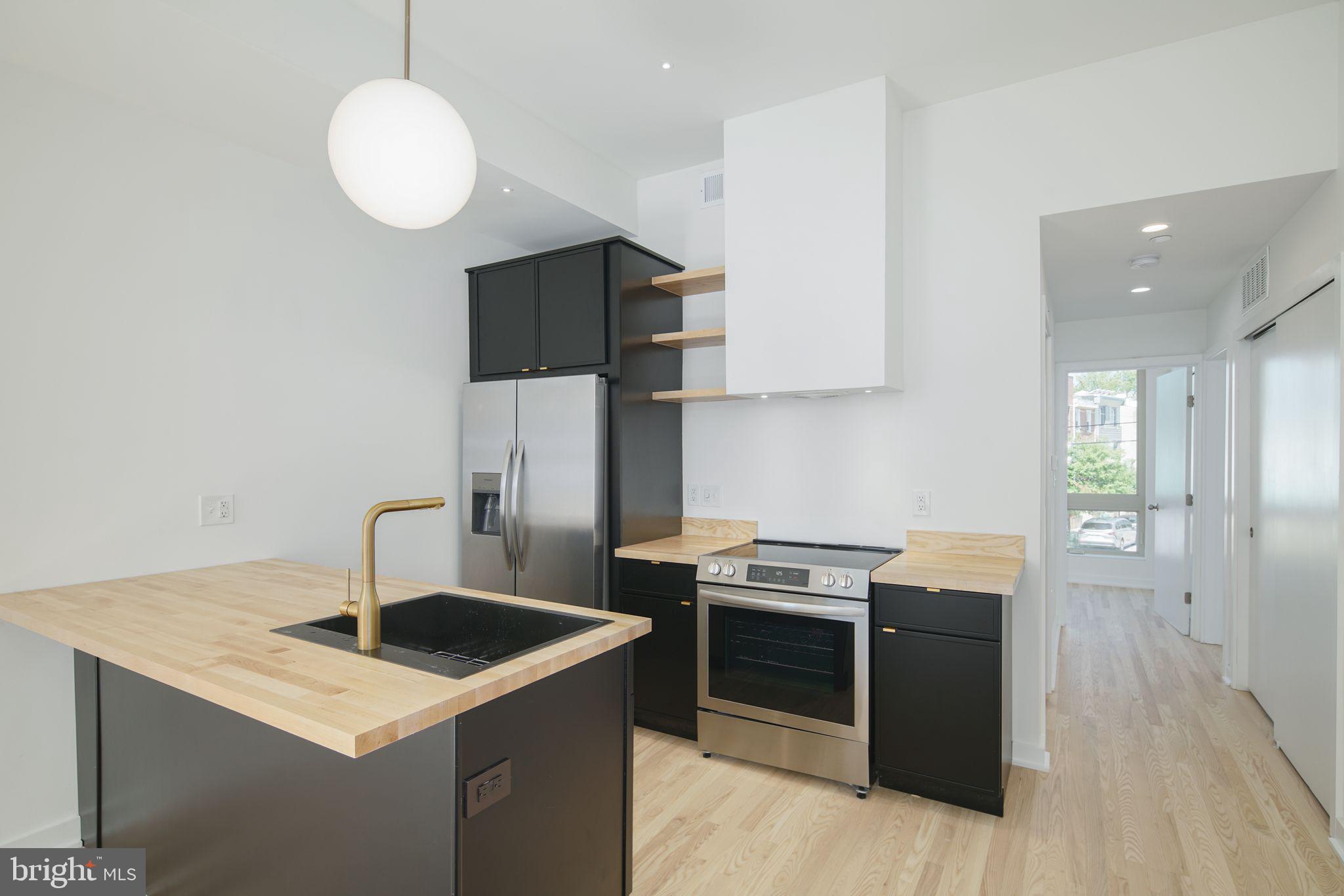 2331 Frankford Ave #3