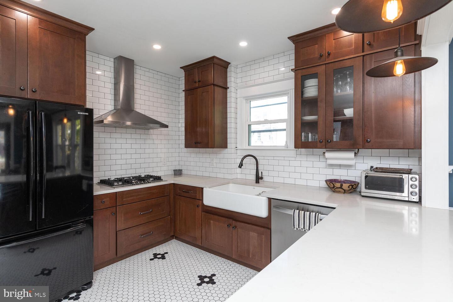 401 Glen Echo Rd