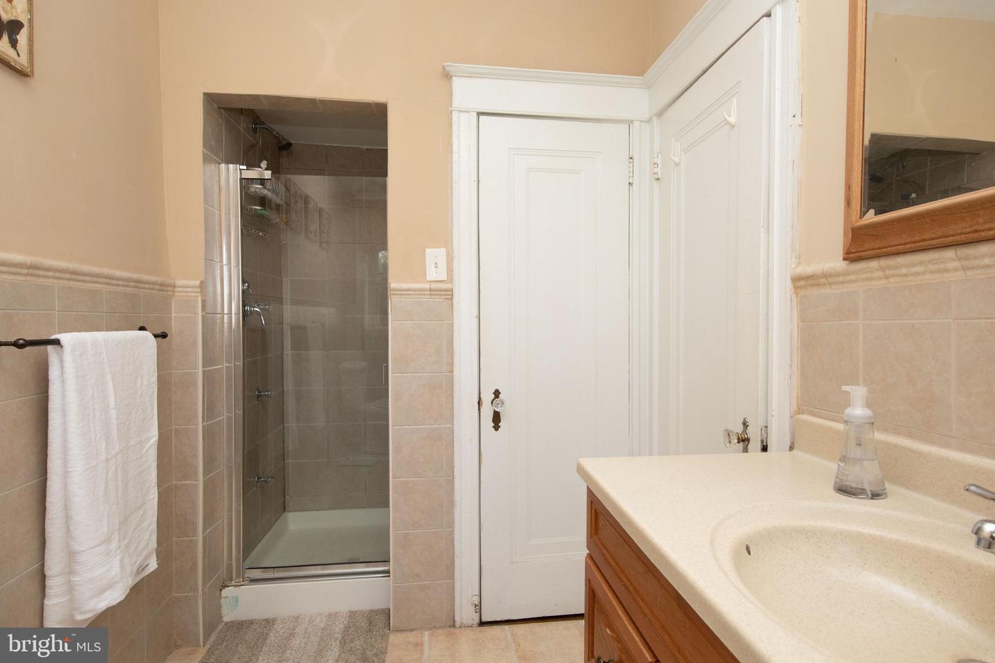 401 Glen Echo Rd