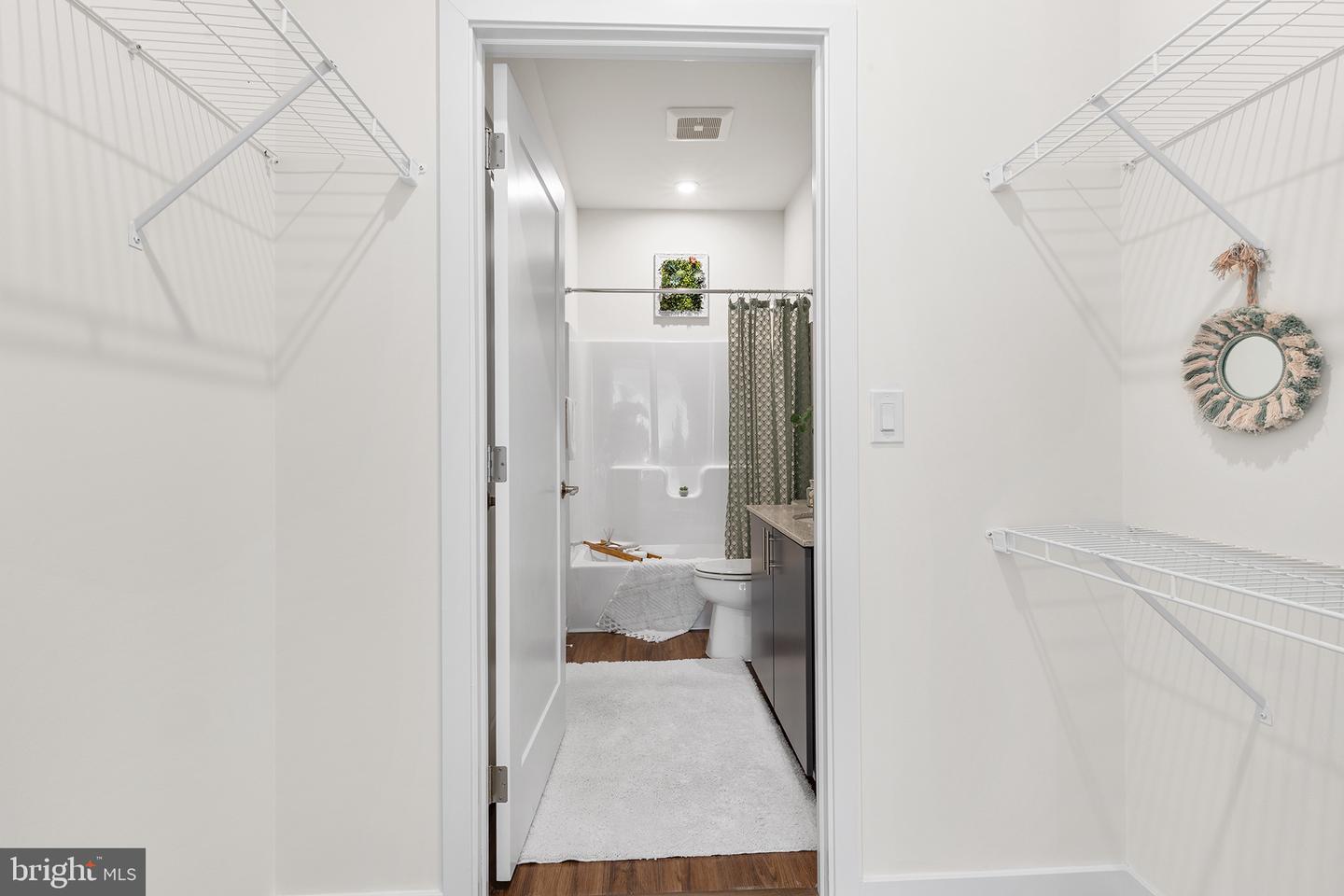 2077 Ridge Ave #3205