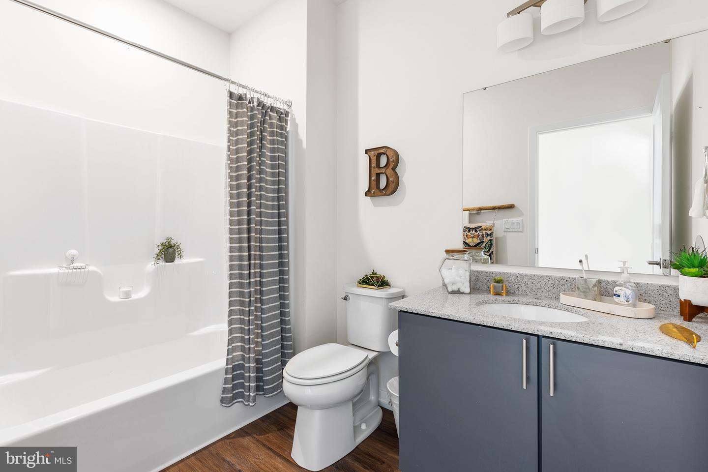 2077 Ridge Ave #3205