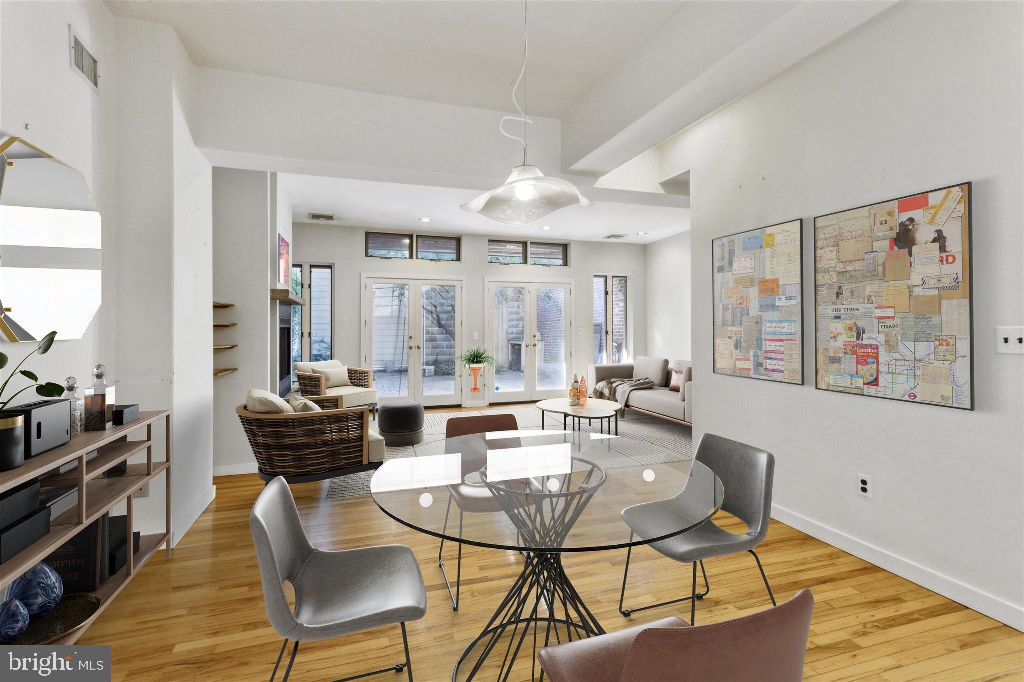 730-32 Bainbridge St