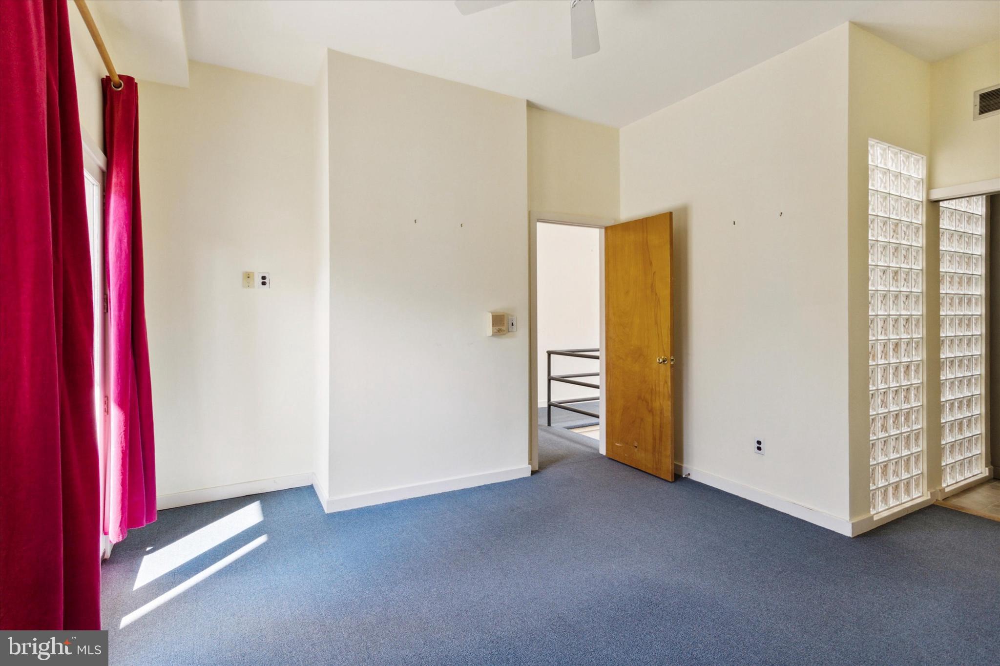 730-32 Bainbridge St