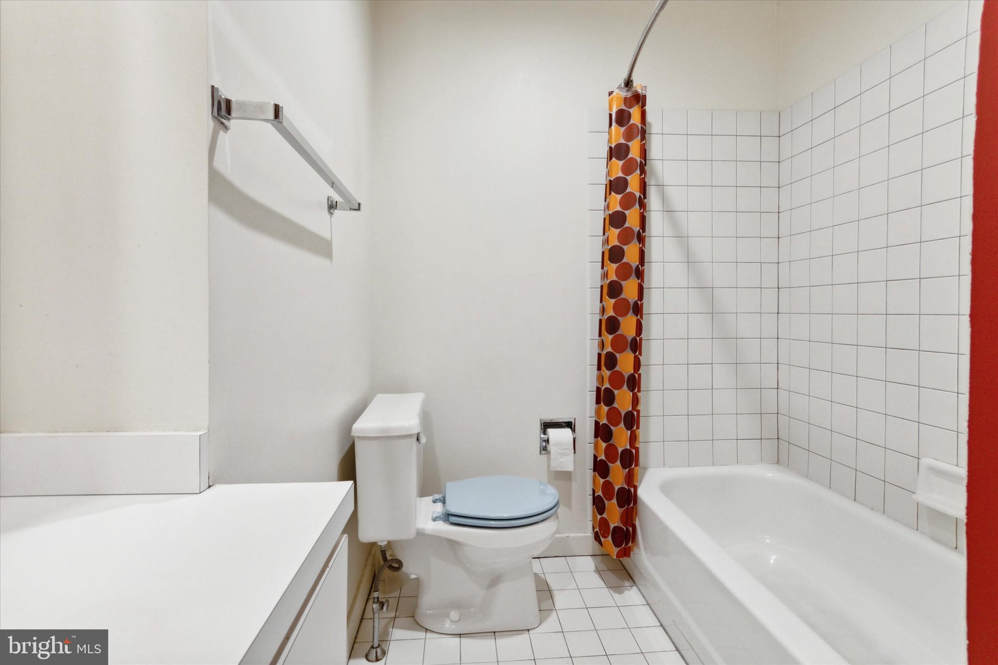 730-32 Bainbridge St