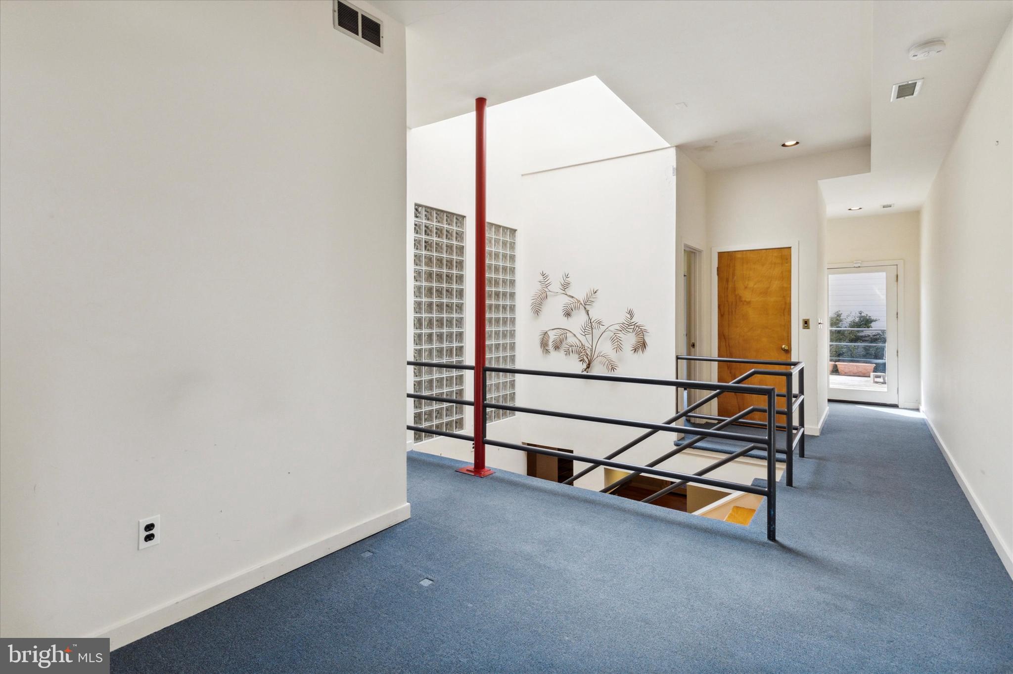 730-32 Bainbridge St