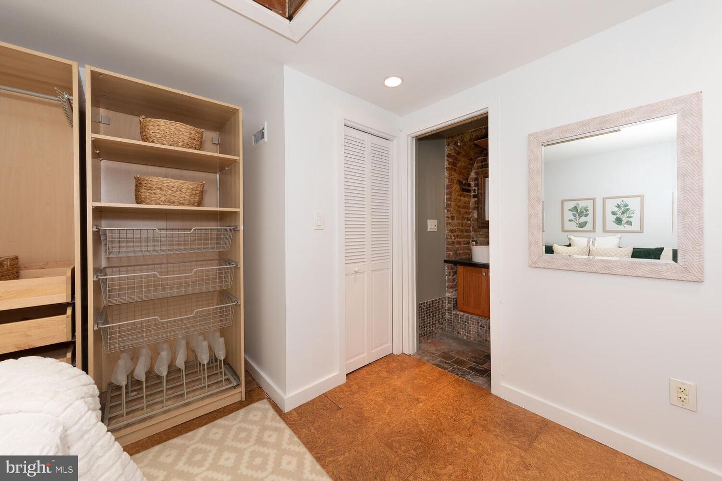 9 Bristow Pl