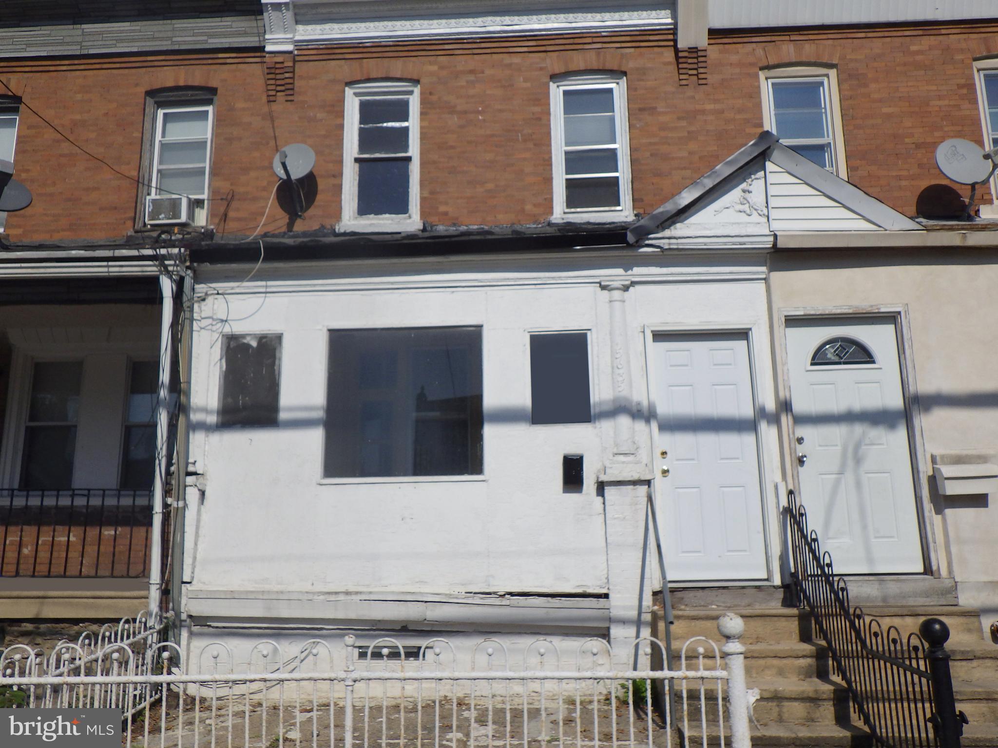 5635 Boyer St