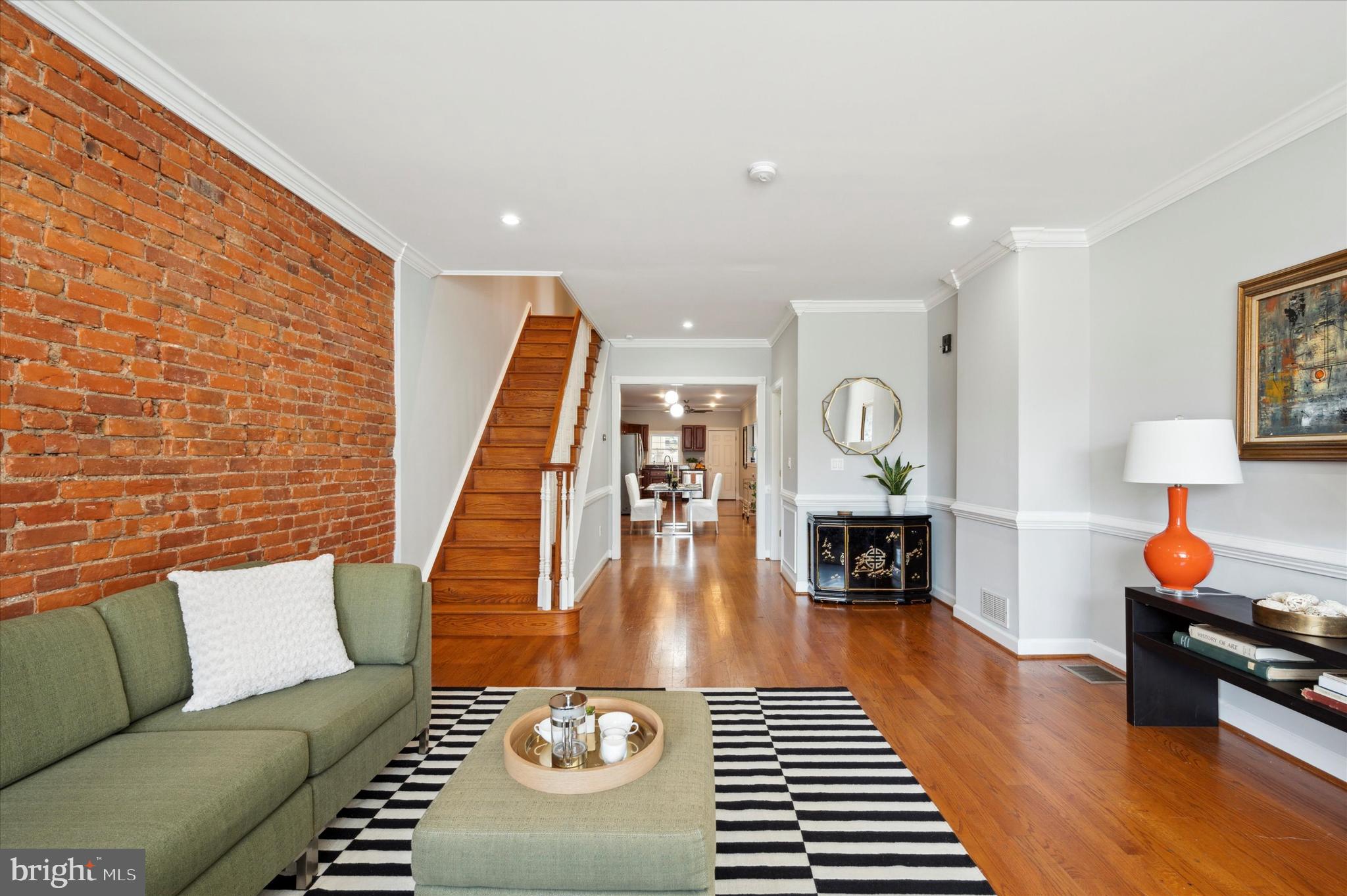 1536 Point Breeze Ave