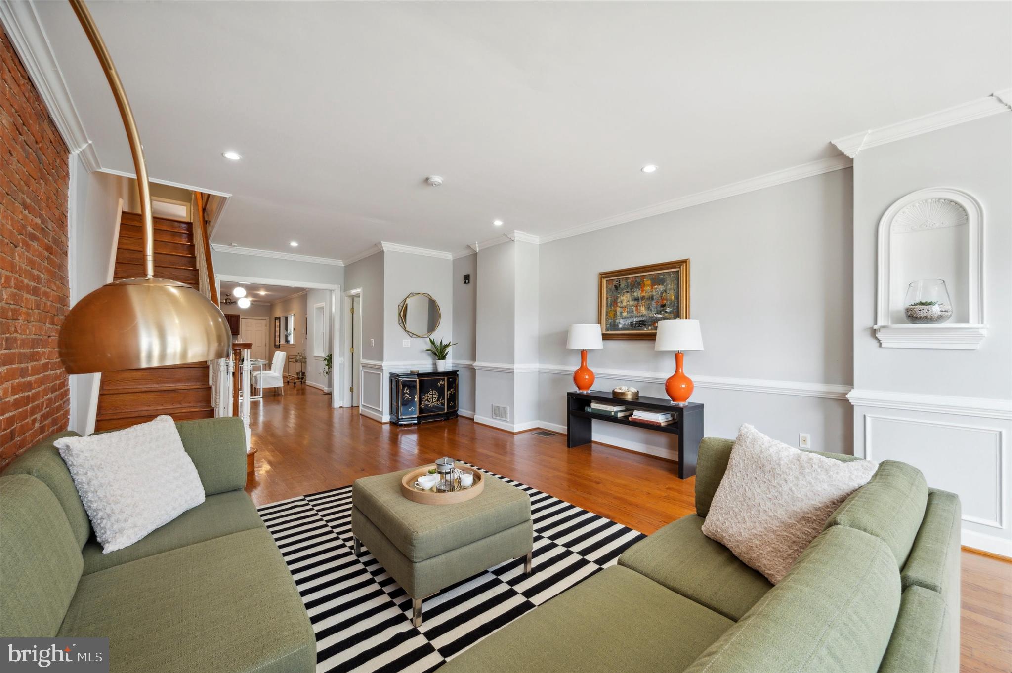 1536 Point Breeze Ave