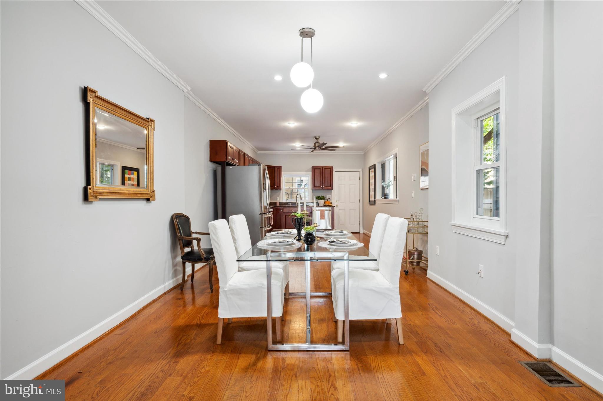 1536 Point Breeze Ave