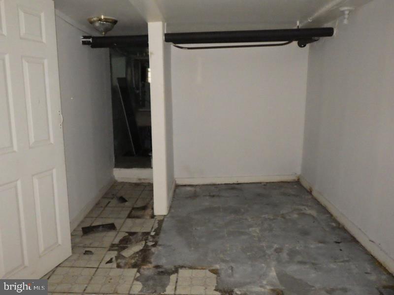 445 W Roosevelt Blvd