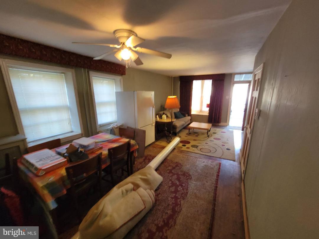 758 Carpenter Ln